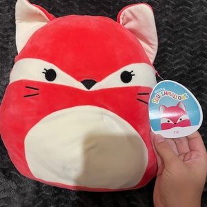 Squishmallow Fifi